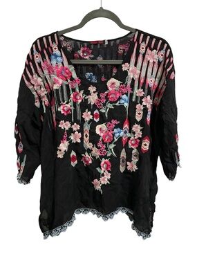 Johnny Was Wendy Embroidered Floral Blouse
